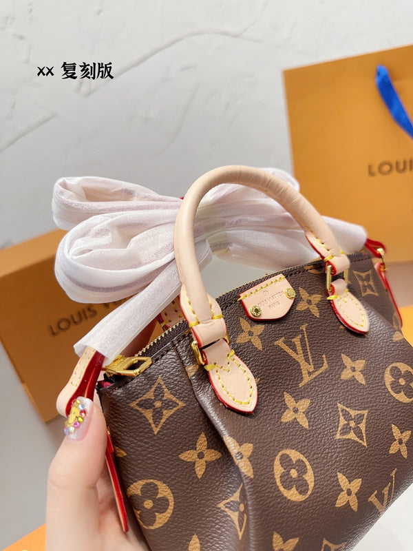 Alice bags - Louis Vuittons  - 14918