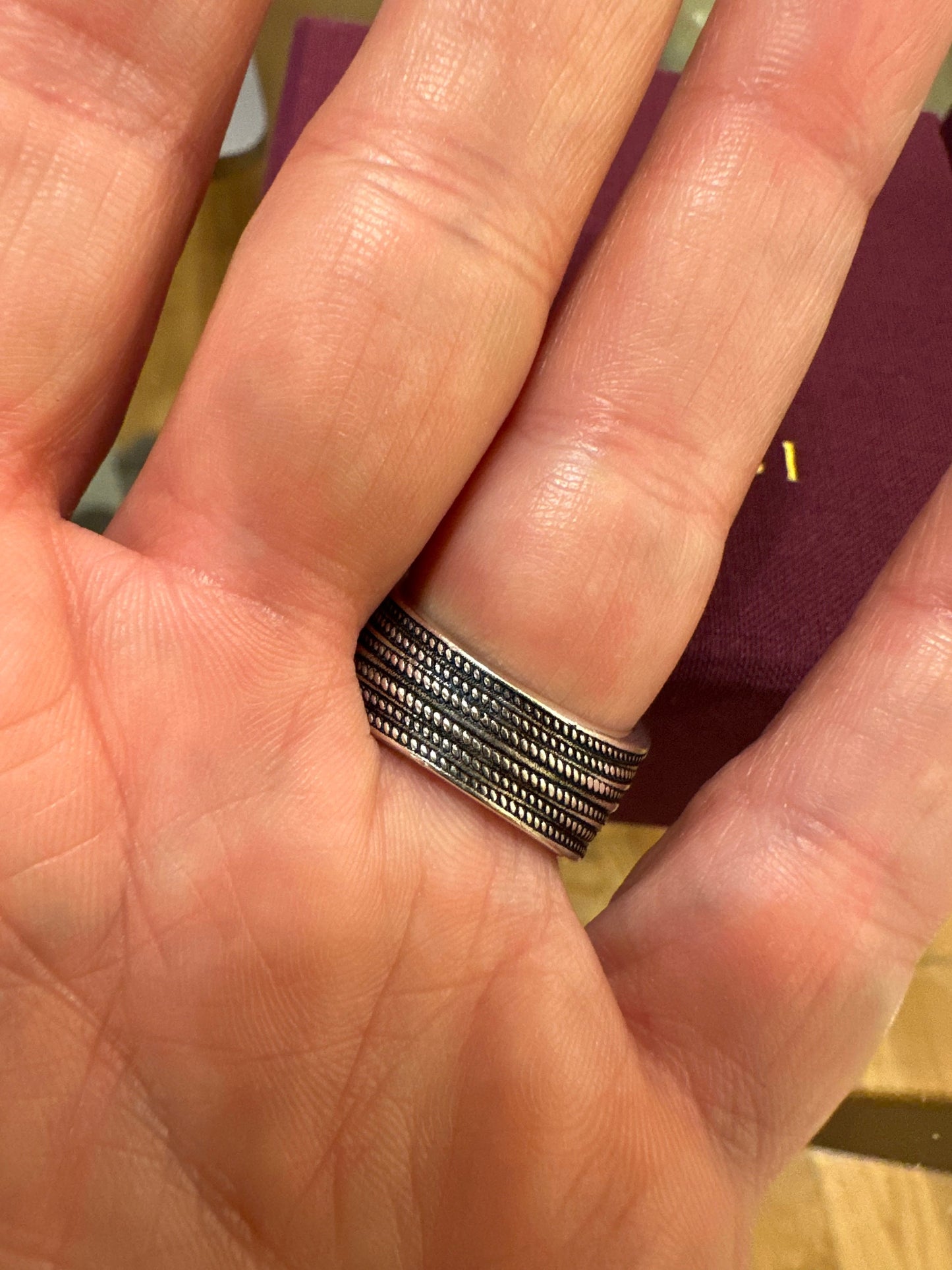 Gucci Interlocking G Engraved Ring