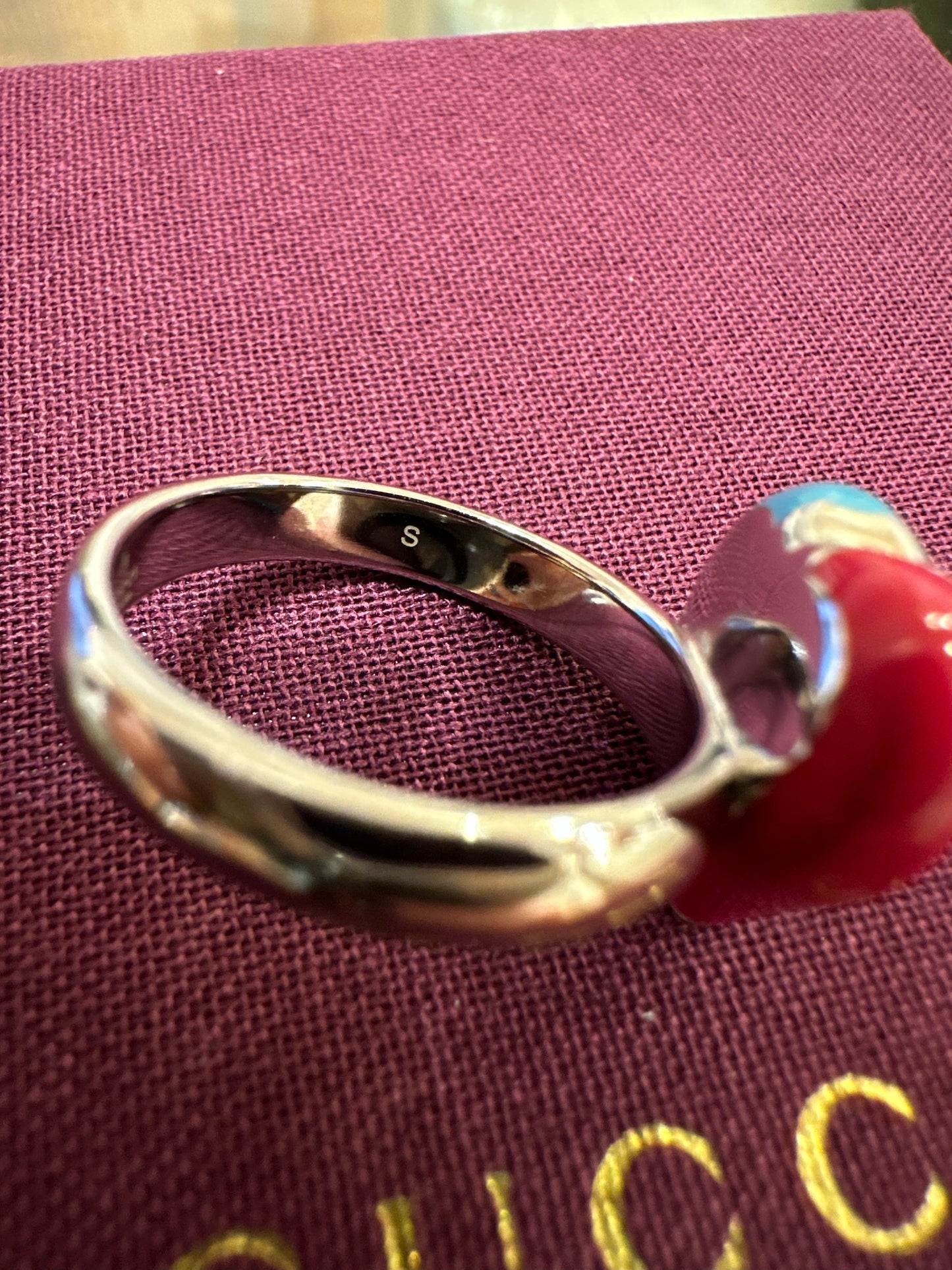 Gucci Interlocking G Heart Lightning Charm Ring