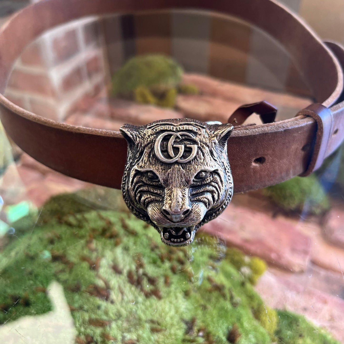 GUCCI Tiger Head Buckle Brown Raw Leather Belt 85/34