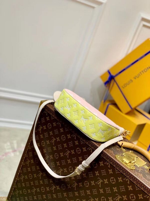 Alice Bags- Louis Vuittons  - 16460