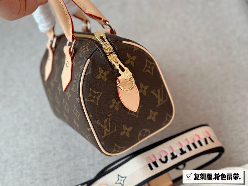 Alice bags - Louis Vuittons  - 15101