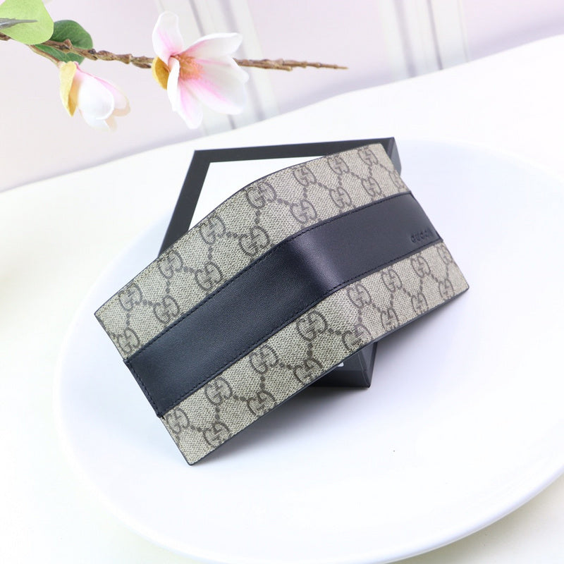 Gucci   Luxury Bags  926