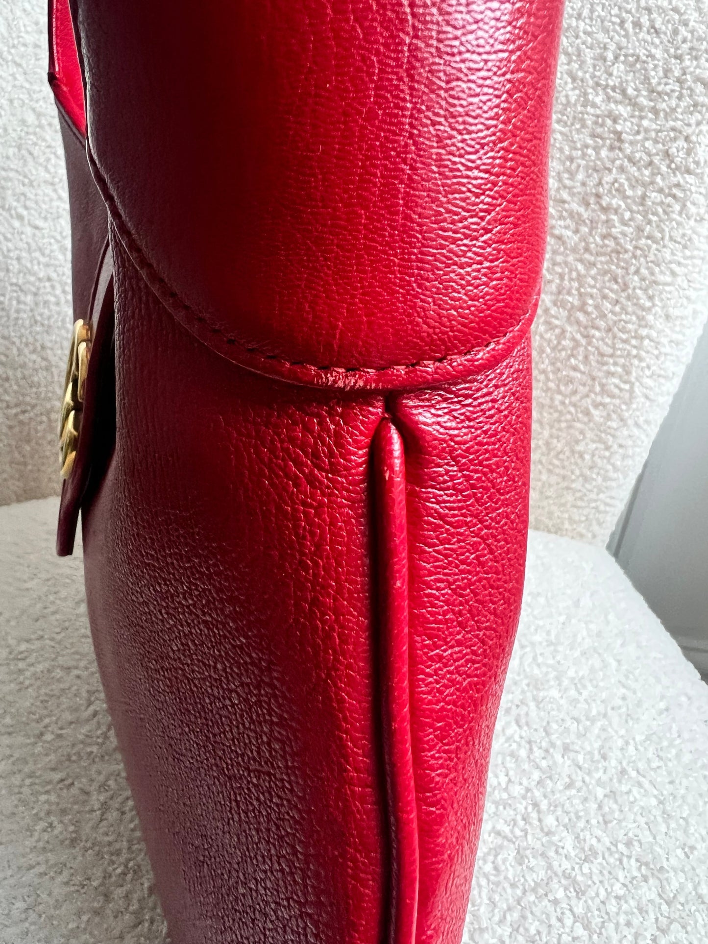 Gucci Red Large Aphrodite Shoulder Bag (RRP £1760)