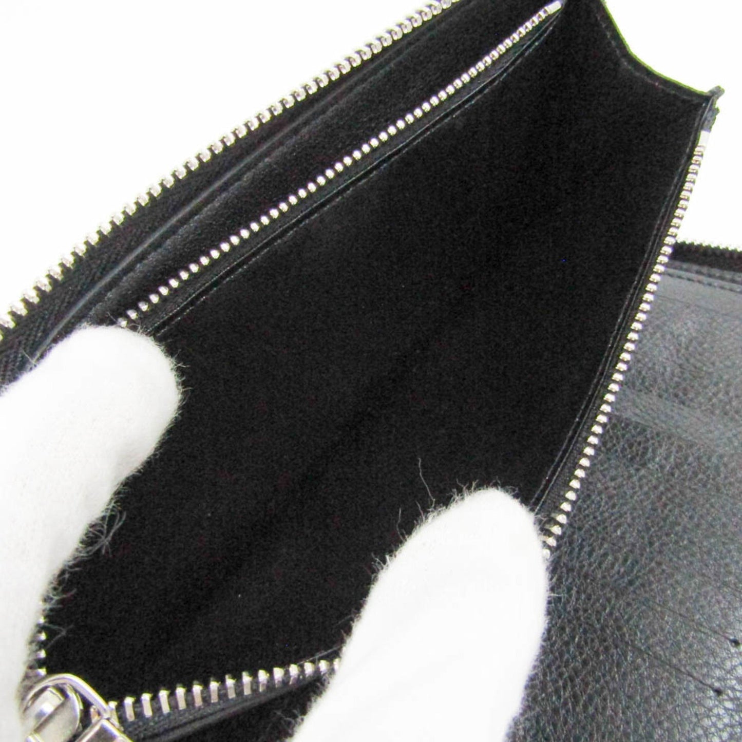 Louis Vuitton Black Leather Zippy Wallet Vertical wallet accessories