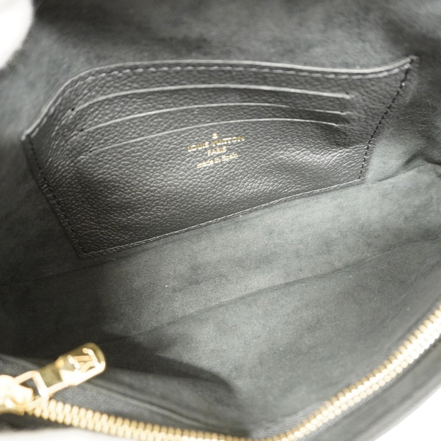 Louis Vuitton  Shoulder Bag