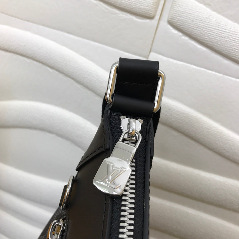 Alice Bags- Louis Vuittons  - 16285