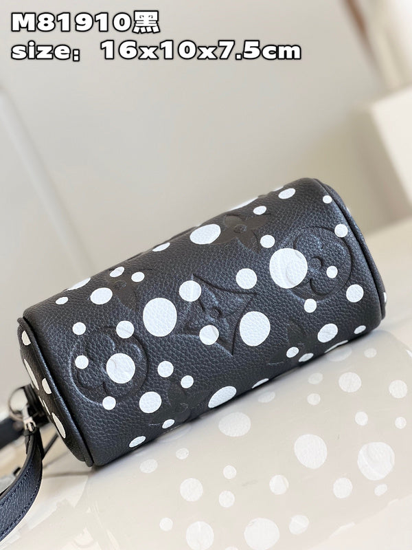 Alice Bags- Louis Vuittons  - 15912