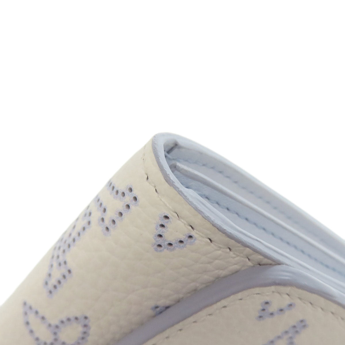 LOUIS VUITTON Bifold Wallet M11802 Mahina leather white Portefeuille Iris Compact Japan Limited Women Used