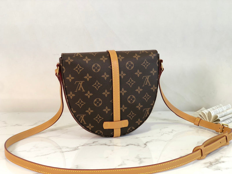 Alice Bags- Louis Vuittons  - 16016