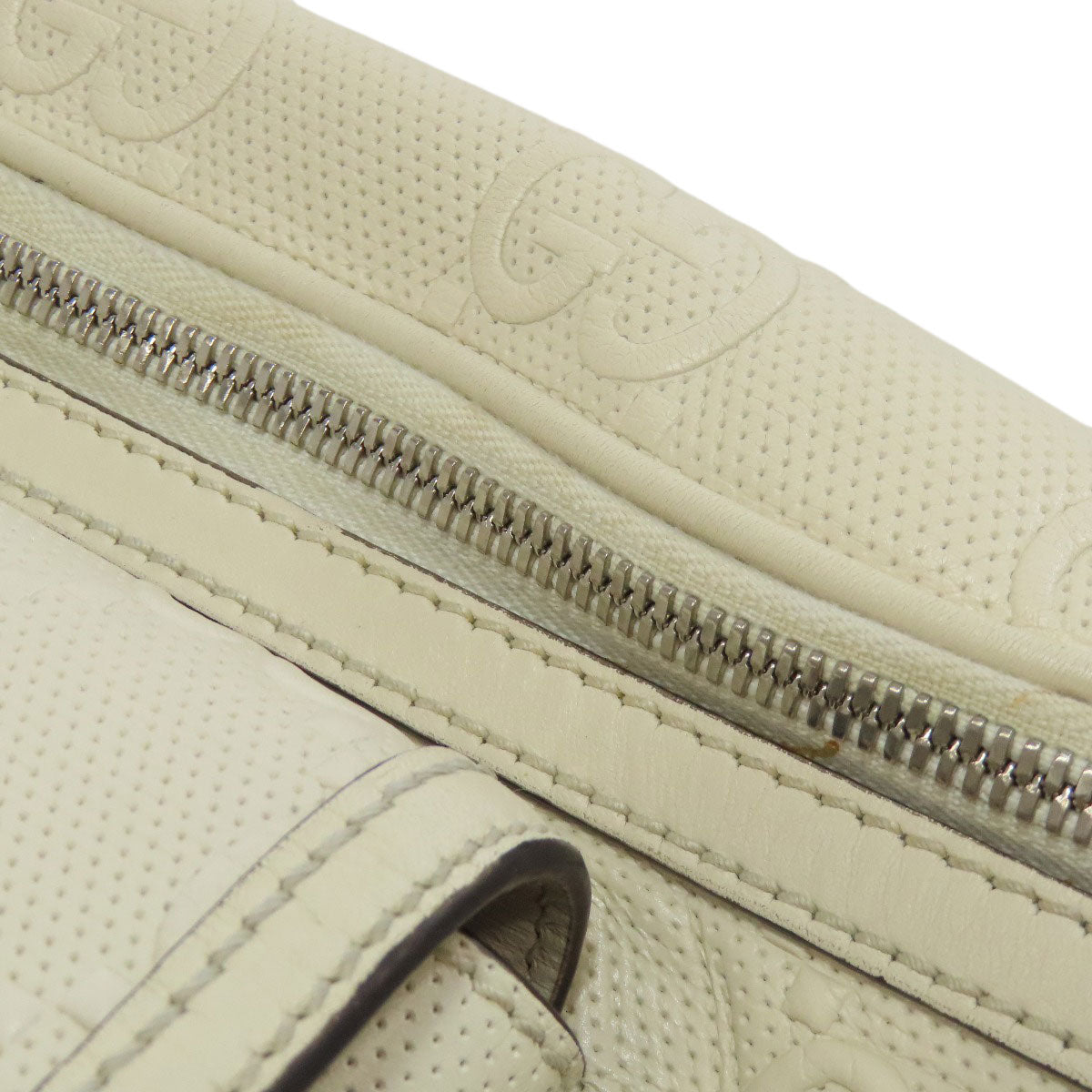 GUCCI Sling bag 645093 Calfskin white GG emboss