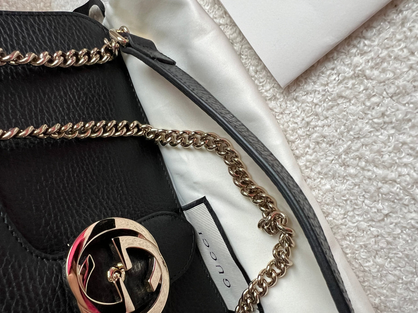 Gucci Interlocking GG Black Medium Shoulder Bag