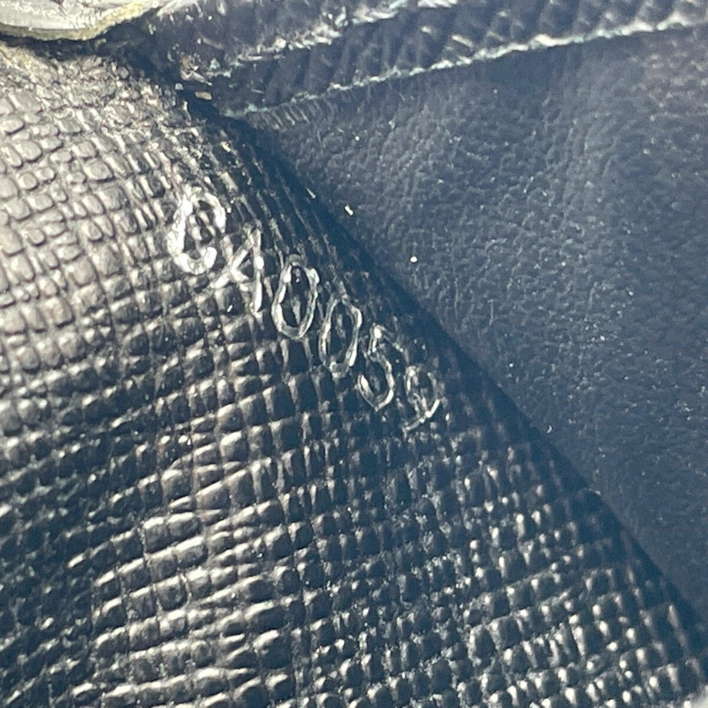 Louis Vuitton Black Leather Portefeuille wallet accessories