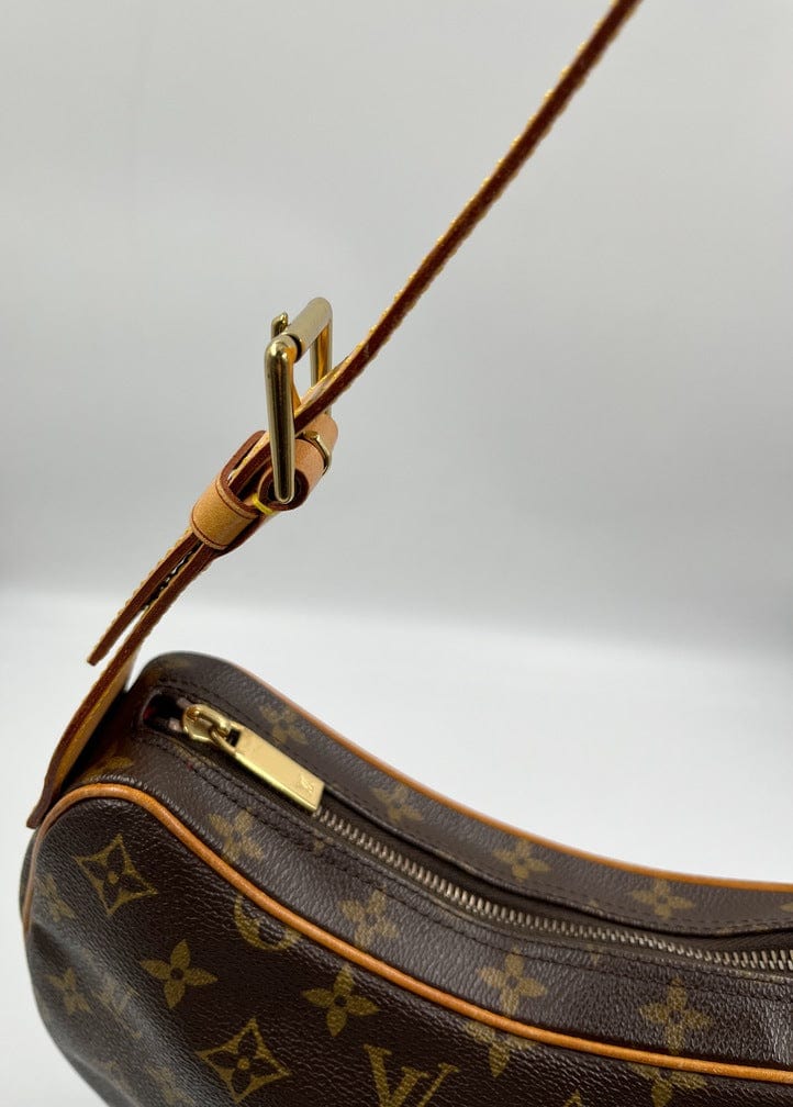 Louis Vuitton Croissant MM