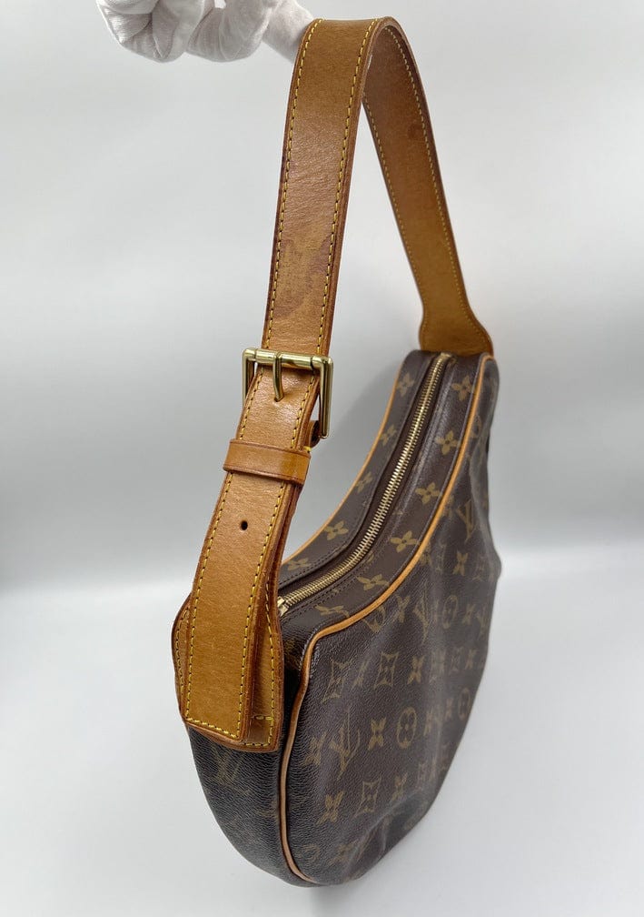 Louis Vuitton Croissant MM