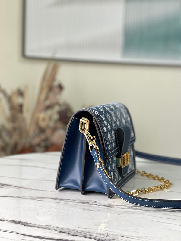 Alice Bags- Louis Vuittons  - 16273