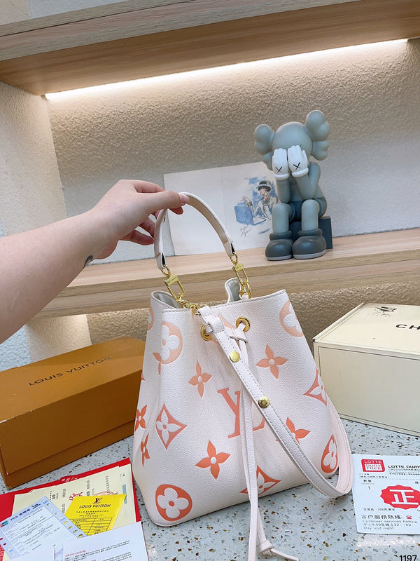 Alice bags - Louis Vuittons  - 14863