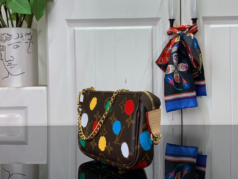 Alice bags - Louis Vuittons  - 15741