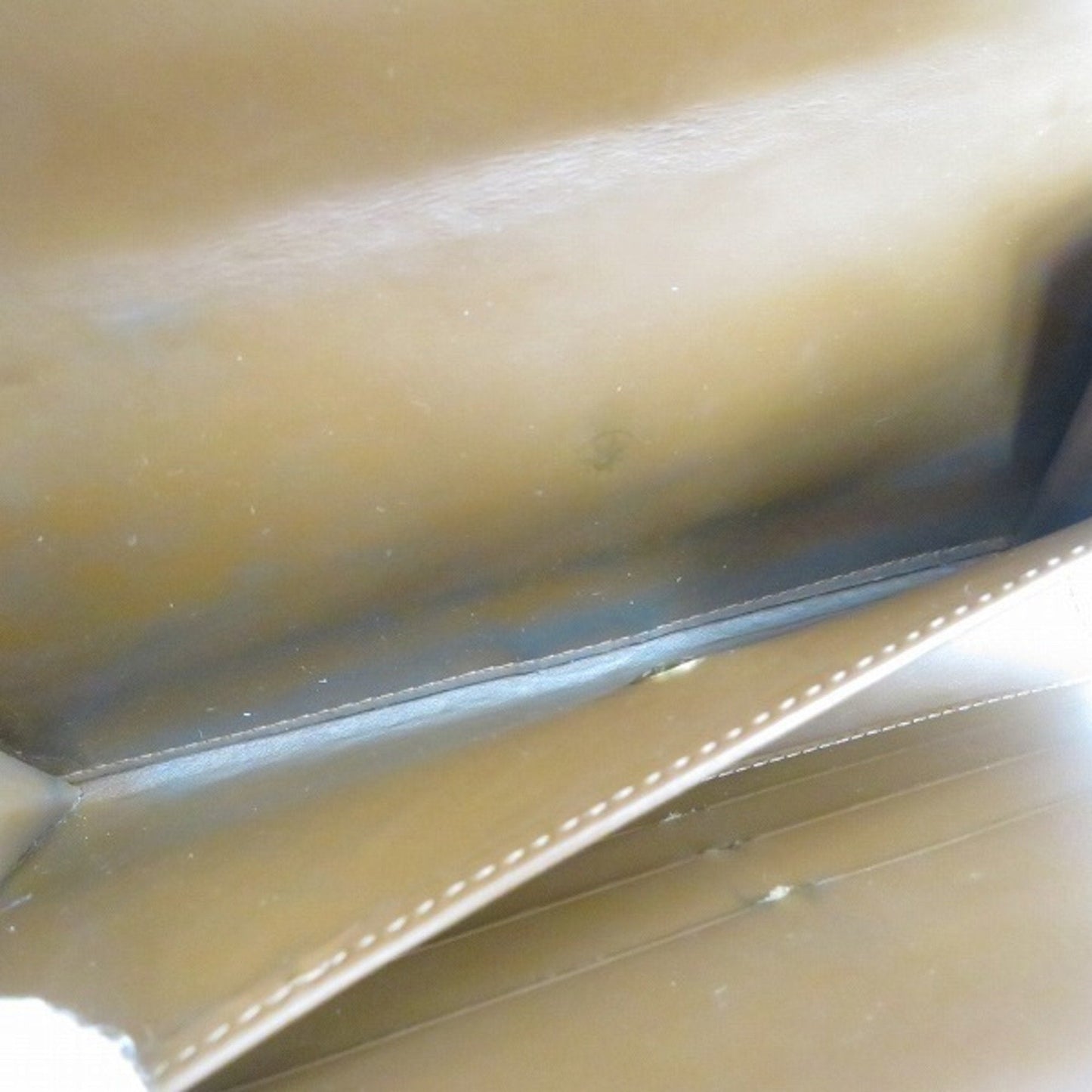 Louis Vuitton Brown Patent leather Sarah wallet accessories