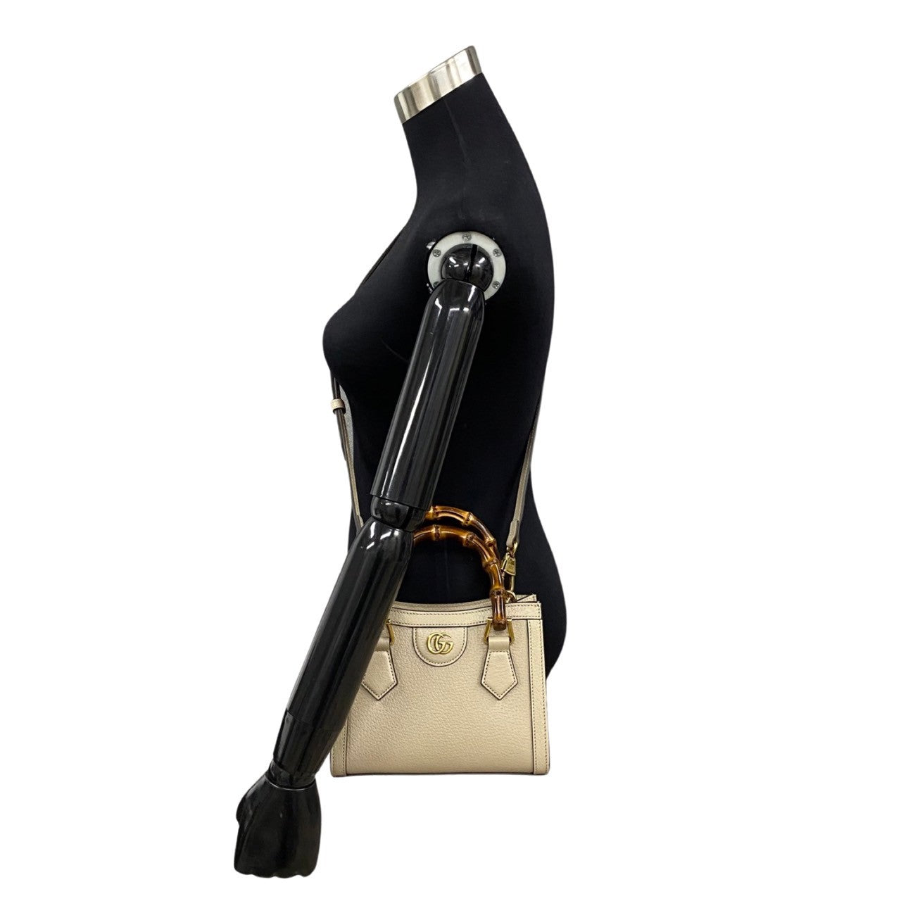 GUCCI Shoulder Bag leather beige Diana Mini Tote