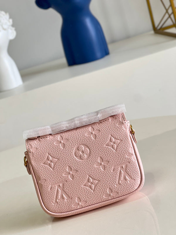Alice bags- Louis Vuittons  - 16842