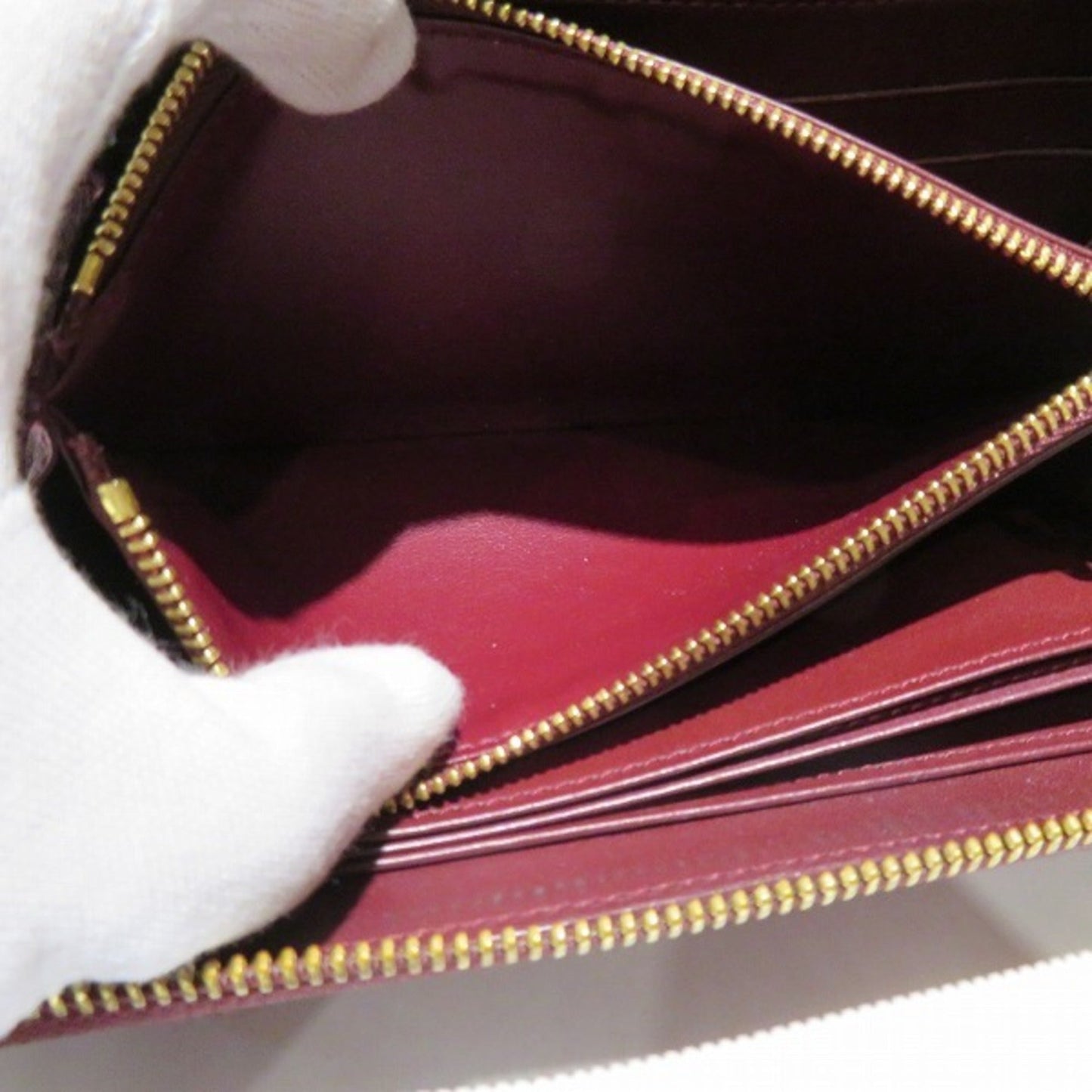 Louis Vuitton Bordeaux Patent leather  wallet accessories