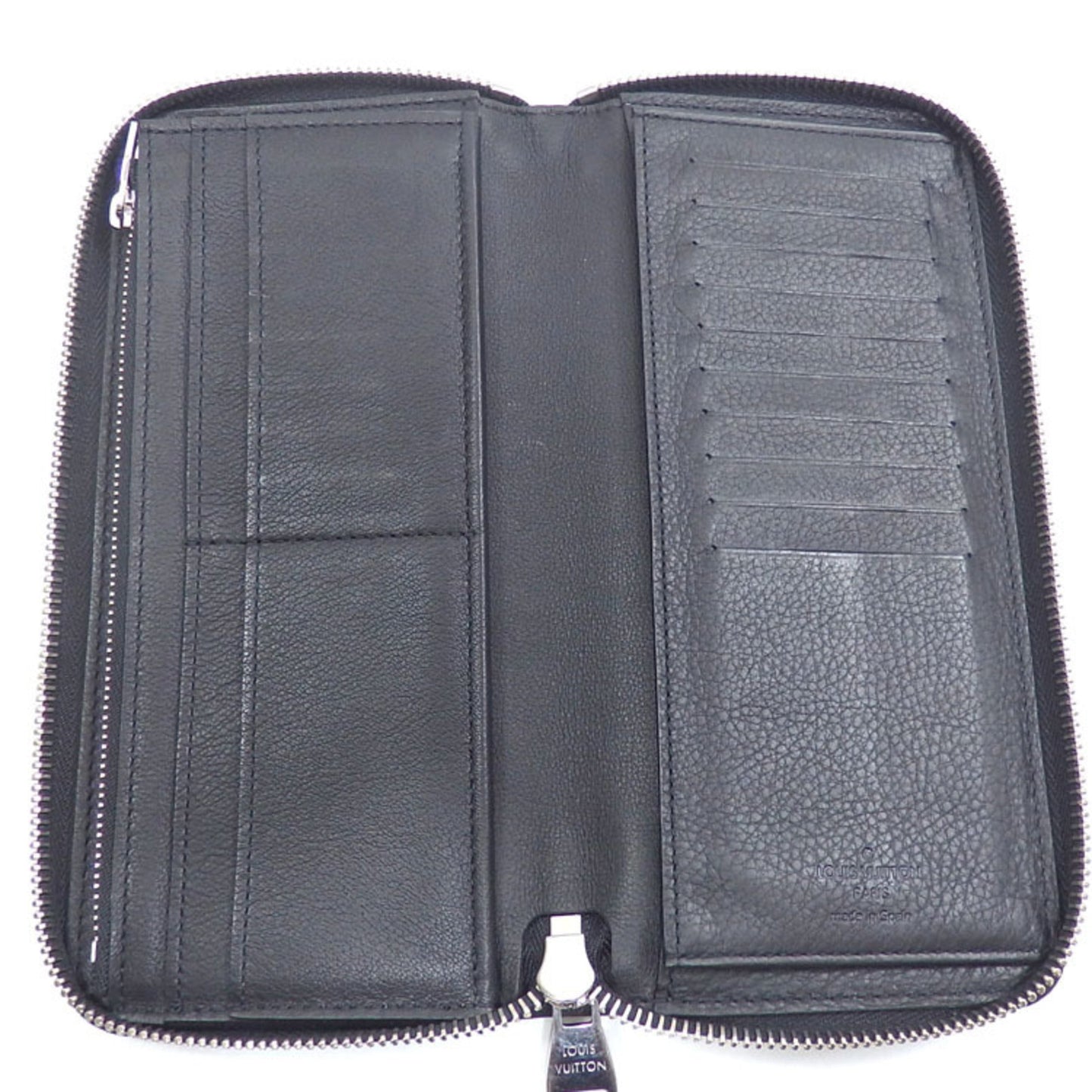 Louis Vuitton Black Leather Zippy wallet wallet accessories