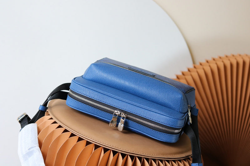 Alice Bags- Louis Vuittons  - 16149