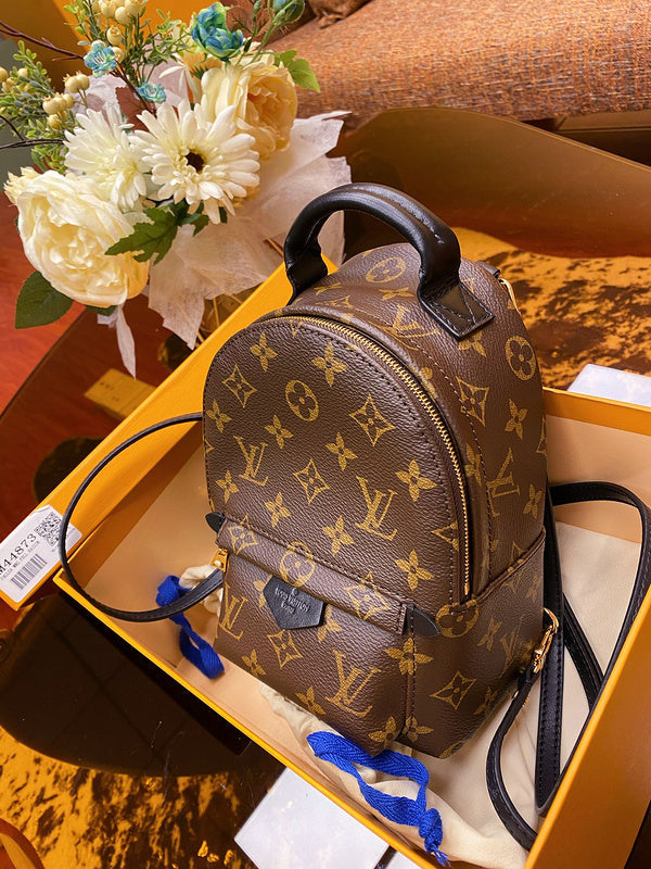 Alice Bags- Louis Vuittons  - 16350