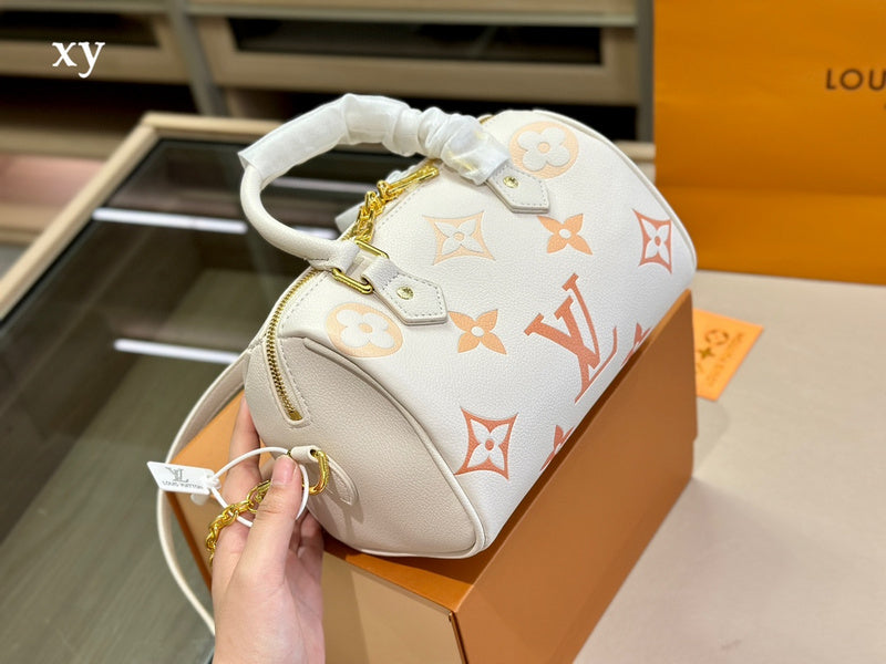 Alice bags - Louis Vuittons  - 15004