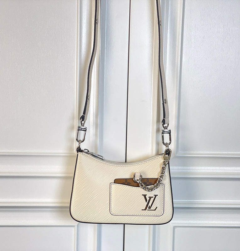 Alice Bags- Louis Vuittons  - 15852