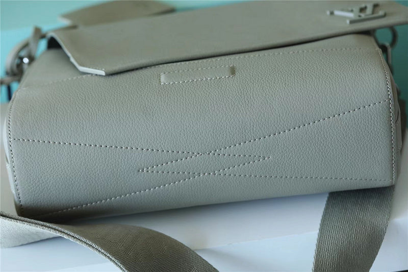 Alice bags - Louis Vuittons  - 9930