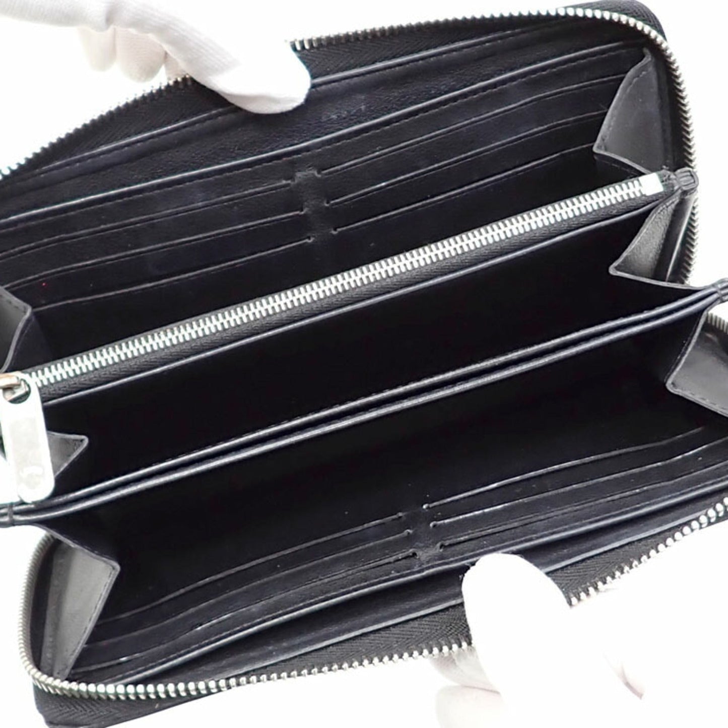Louis Vuitton Black Leather Portefeuille zippy wallet accessories