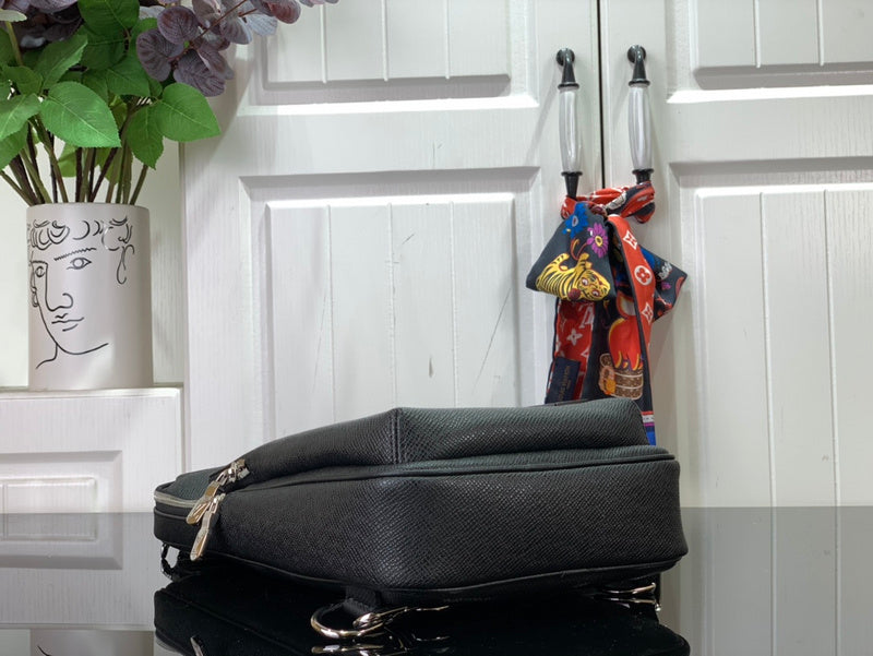 Alice Bags- Louis Vuittons  - 16214