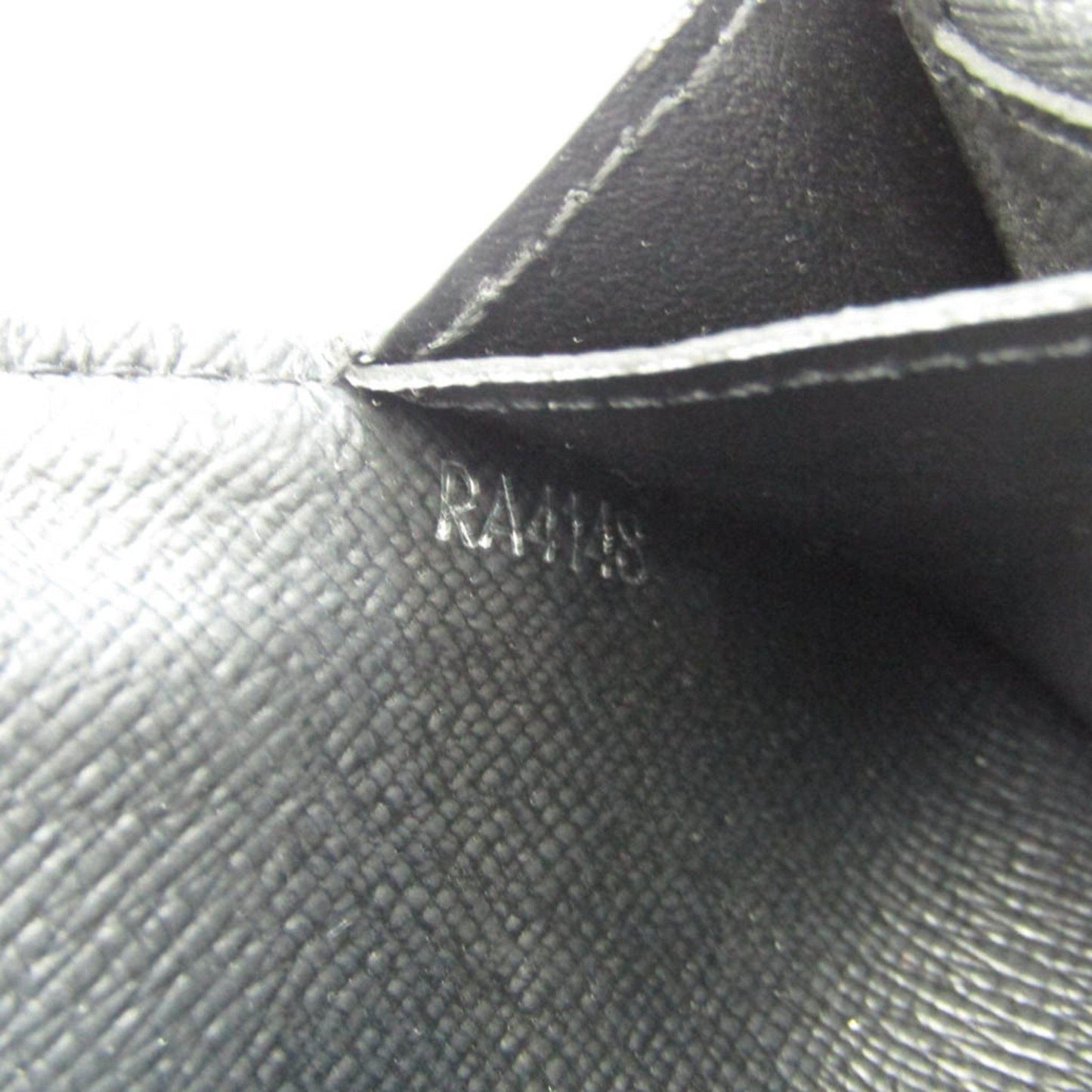 Louis Vuitton Black Leather Portefeuille Brazza wallet accessories