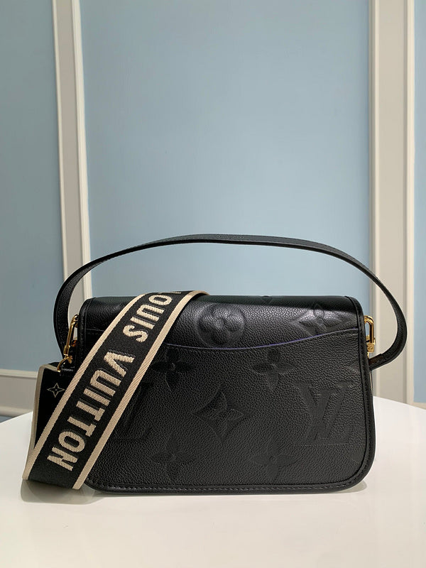 Alice bags - Louis Vuittons  - 15692