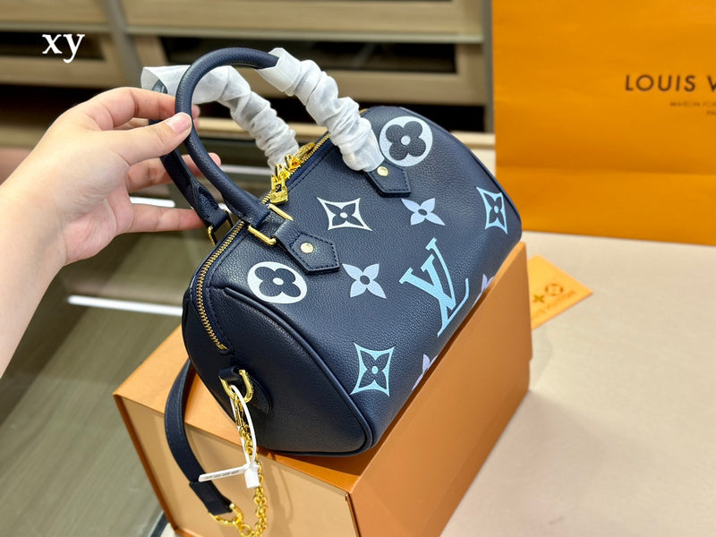 Alice bags - Louis Vuittons  - 15005
