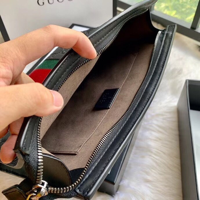 Gucci   Luxury Bags  1328