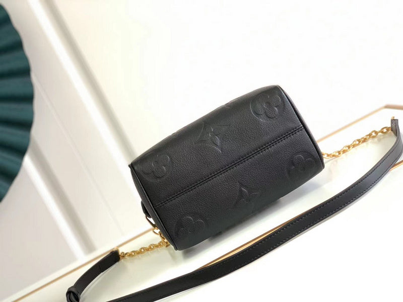 Alice bags - Louis Vuittons  - 15285
