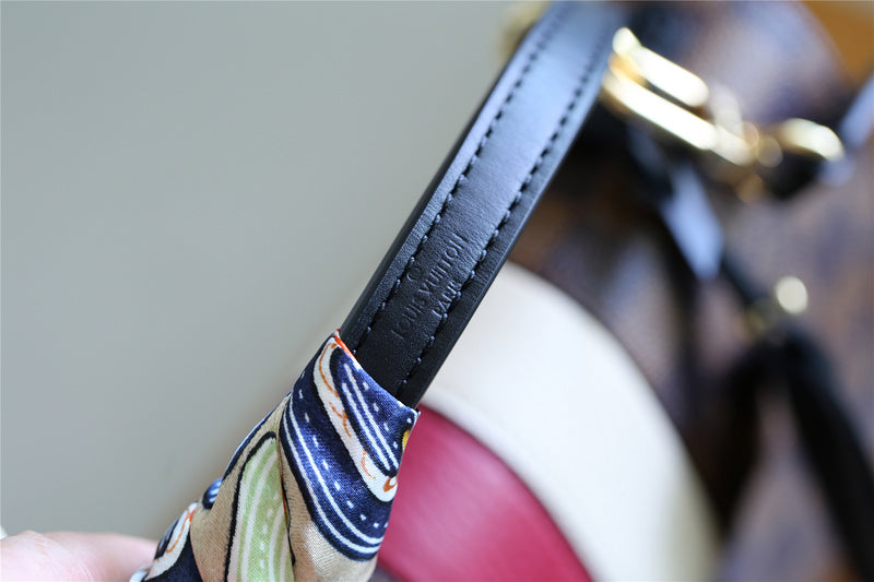 Alice bags - Louis Vuittons  - 7987