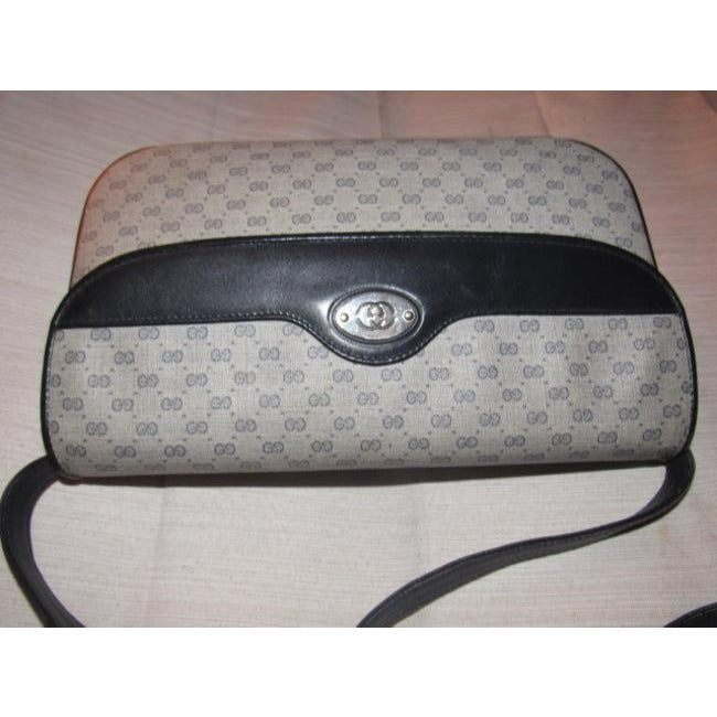 Gucci Vintage Blue Patent Gg Canvas Shoulder Bag