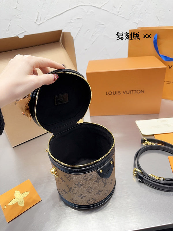 Alice bags - Louis Vuittons  - 15129