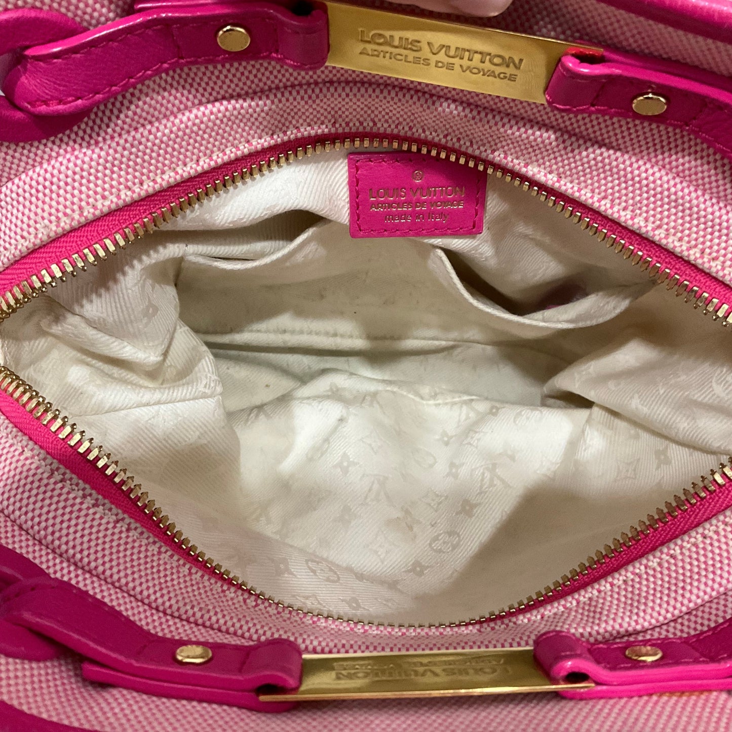 HandBag Luxury Designer Louis Vuitton, Size Small