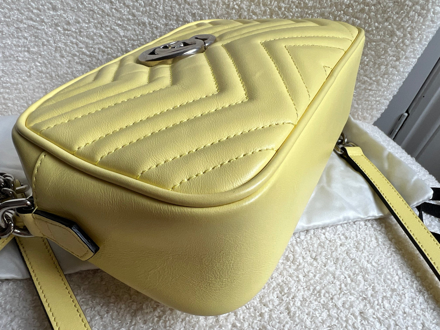 Gucci GG Pale Yellow Marmont Small Shoulder Bag (RRP £1340)