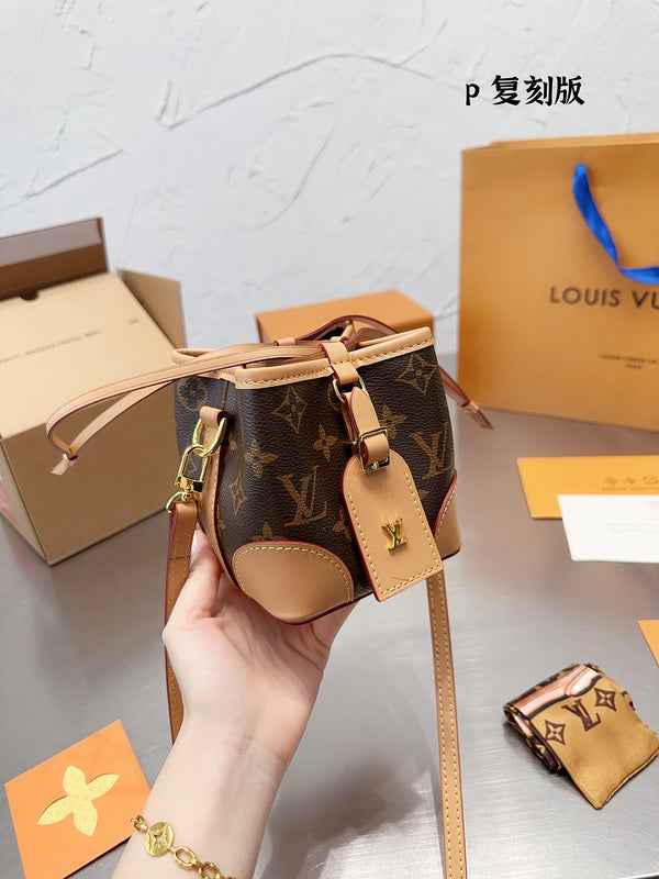 Alice bags - Louis Vuittons  - 14945