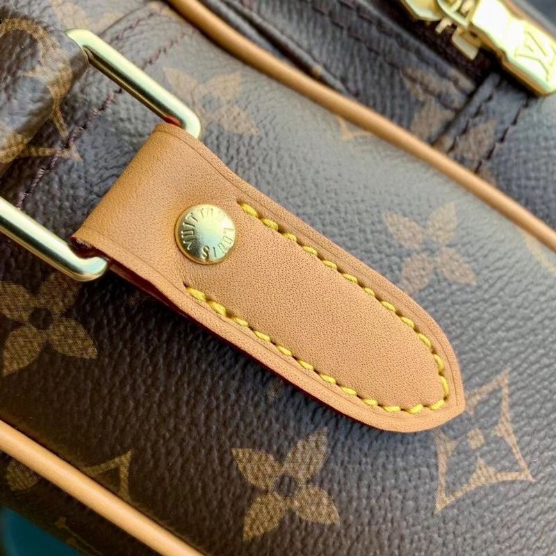 Alice Bags- Louis Vuittons  - 15965
