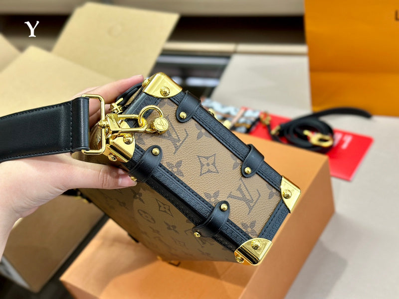 Alice bags - Louis Vuittons  - 15088