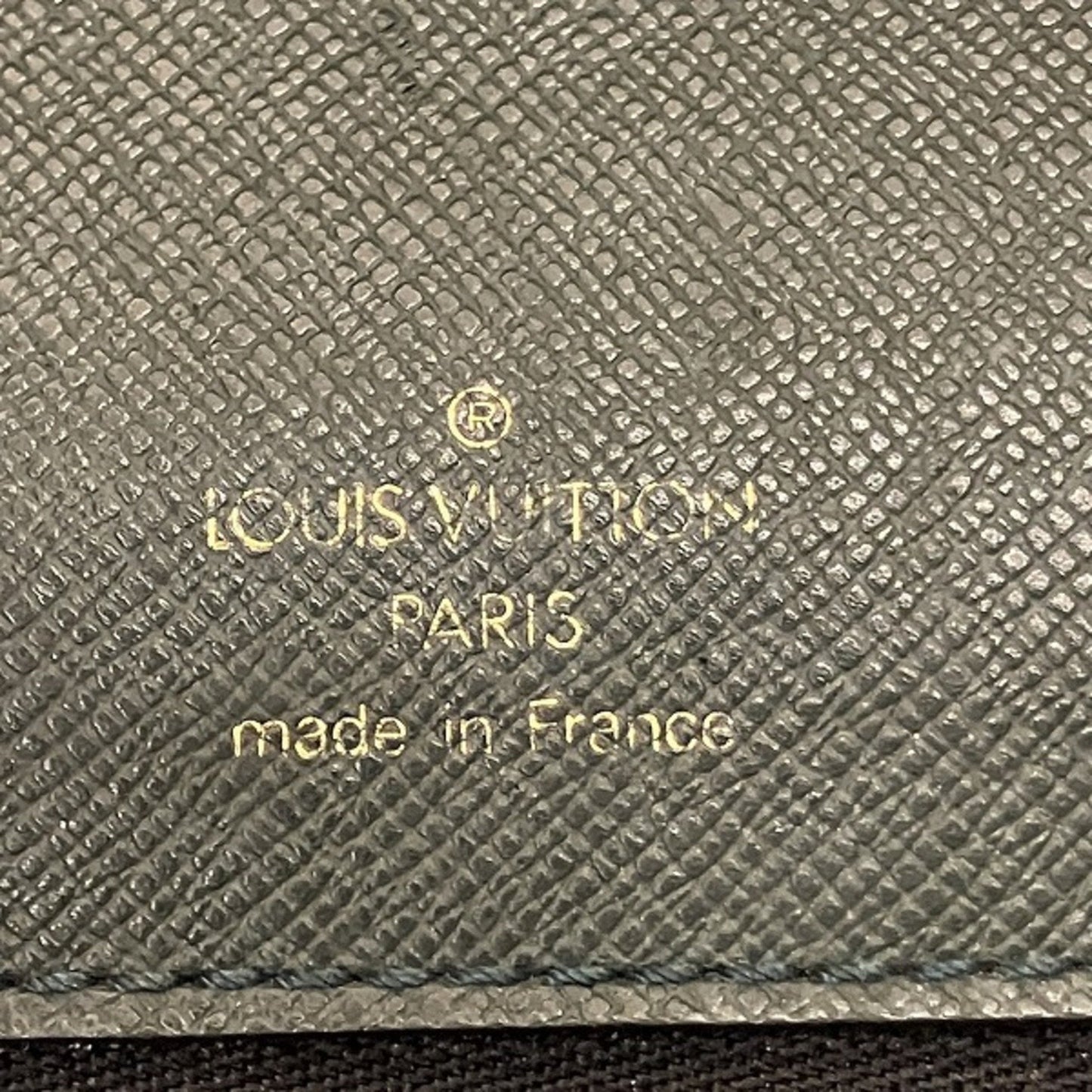 Louis Vuitton Galle  Leather Clutch Bag