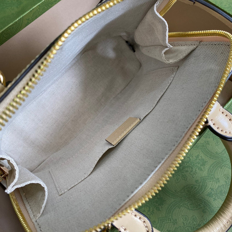 Gucci   Luxury Bags  1030