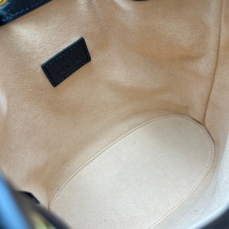 Gucci  Luxury -  Bags - 592